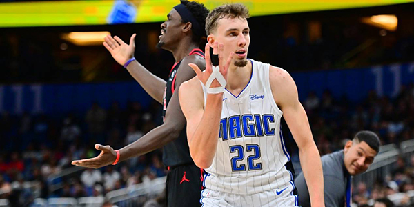 尽管面临伤 尽管面临伤