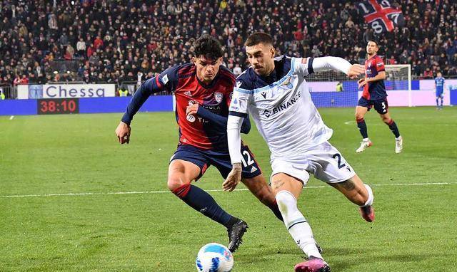 而继续留在 而继续留在