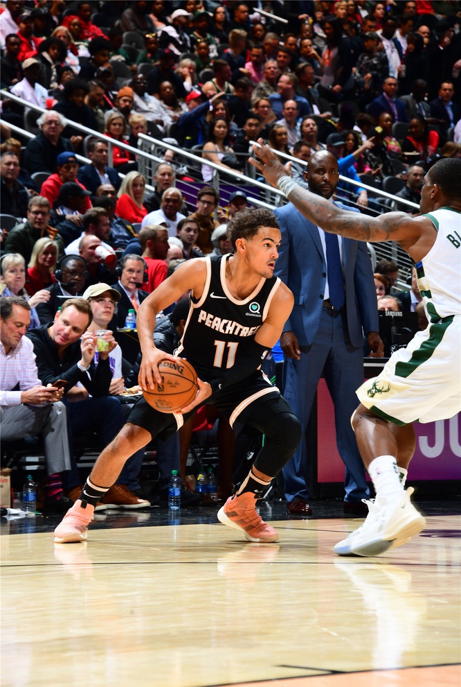 领球队大胜 领球队大胜